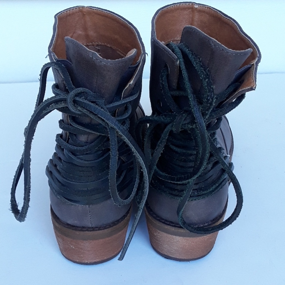 Coconuts boots - Picture 3 of 8